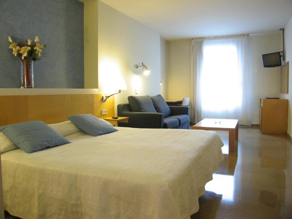 Hotel Rambla Figueres Værelse billede