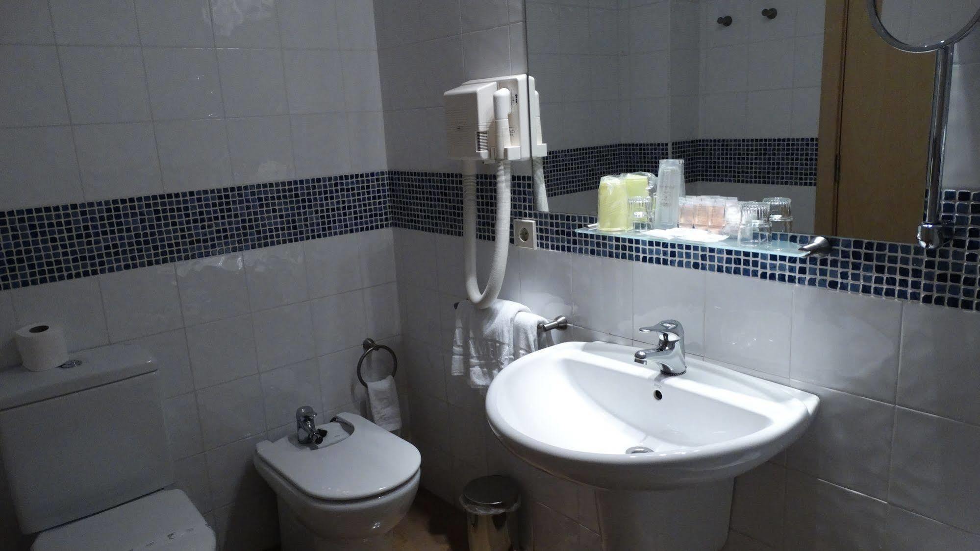 Hotel Rambla Figueres Eksteriør billede